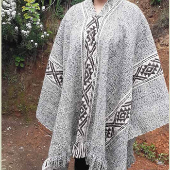 Poncho Tejido Telar Lana Oveja Ona
