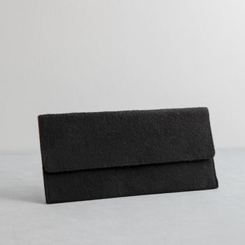 Cartera Sobre Paño Negro